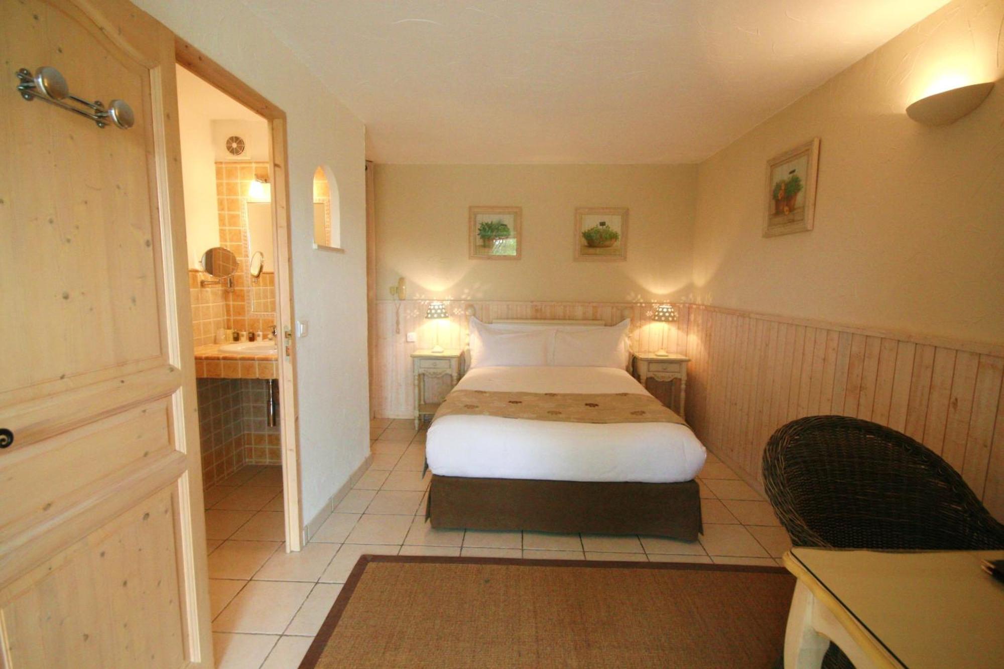 Hotel Marc-Hely ลากอลล์-ซูร์-ลู ห้อง รูปภาพ